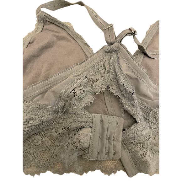 Aerie Silver Grey Cross Keyhole Back Bralette Top size XL - Picture 3 of 8